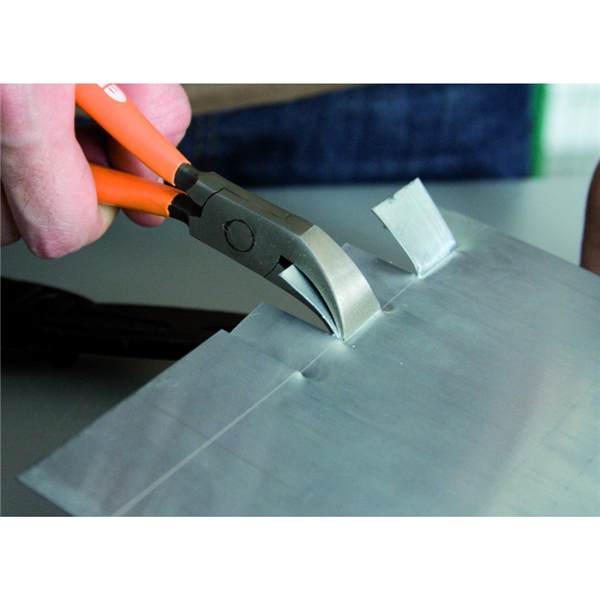 Pince à border coudée à 45° 22 mm pour travail du zinc Edma 034255